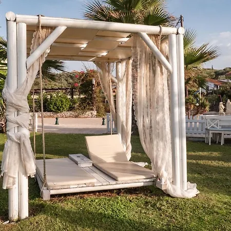 Sofia - Beachfront Agios Spyridon (Corfu)